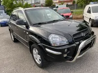 Usado Hyundai Tucson Style 112 CV (82 kW) 2005 Negro SUV