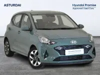 Usado Hyundai i10 63 CV (46 kW) 2025 Verde Utilitario