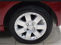 Usado Citroën C2 VTR Sport 75 CV (55 kW) 2004 Rojo Utilitario