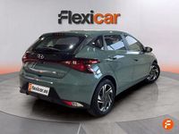 Usado Hyundai i20 84 CV (61 kW) 2022 Verde Utilitario