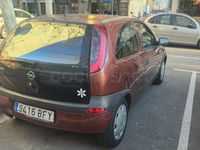 Usado Opel Corsa Club 75 CV (55 kW) 2001 Marrón Utilitario