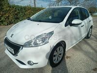Usado Peugeot 208 Access 82 CV (60 kW) 2014 Blanco Utilitario