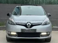 Begagnad Renault Scénic III Bose Edition 110 HK (80 kW) 2016 Grå Minibuss