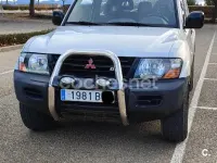 Usado Mitsubishi Montero 165 CV (121 kW) 2000 Gris / plata SUV