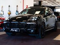 Käytetty Porsche Cayenne 262 HP (192 kW) 2015 Musta Katumaasturi