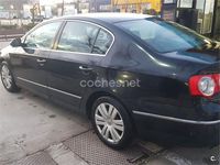 Usado VW Passat Highline 140 CV (102 kW) 2010 Negro Berlina