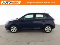 Usado Skoda Fabia Ambition 95 CV (69 kW) 2018 Azul Berlina