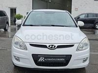 Usado Hyundai i30 Style 122 CV (89 kW) 2008 Blanco Berlina