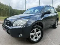 Usado Toyota RAV4 Sol 136 CV (100 kW) 2007 Gris / plata SUV