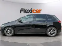Usado Mercedes B200 150 CV (110 kW) 2020 Negro Utilitario