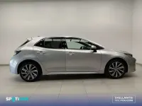 Usado Toyota Corolla Style 122 CV (89 kW) 2023 Gris Berlina