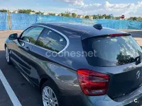 Usado BMW 118 Comfort Edition 143 CV (105 kW) 2013 Gris / plata Utilitario