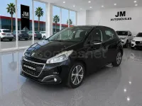 Usado Peugeot 208 Style 82 CV (60 kW) 2018 Negro Utilitario