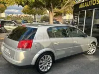 Usado Opel Signum 177 CV (130 kW) 2004 Gris / plata Utilitario