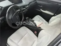 Usado Lexus UX 184 CV (135 kW) 2020 Gris / plata SUV