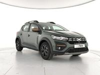 Usado Dacia Sandero Extreme 100 CV (73 kW) 2025 Verde Berlina