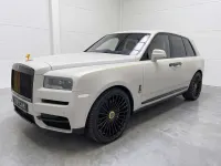 Usado Rolls Royce Cullinan 600 CV (441 kW) 2024 SUV