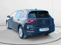 Usado VW Golf VIII Life 116 CV (85 kW) 2023 Gris / plata Berlina