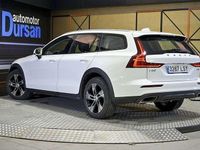 Usado Volvo V60 CC Pro 199 CV (146 kW) 2021 Blanco Familiar