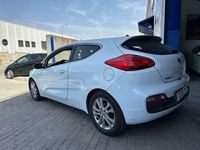 Usado Kia ProCeed 110 CV (80 kW) 2015 Blanco Utilitario