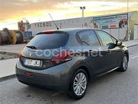 Usado Peugeot 208 Style 82 CV (60 kW) 2017 Gris / plata Utilitario