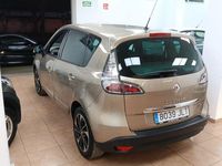 Usado Renault Scénic III Bose Edition 132 CV (97 kW) 2015 Beige Monovolumen