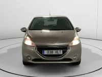 Usado Peugeot 208 Active 83 CV (61 kW) 2012 Beige Utilitario