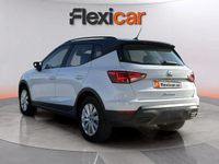 Usado Seat Arona Style 110 CV (80 kW) 2022 Blanco SUV