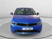 Usado Opel Astra Edition 130 CV (95 kW) 2023 Azul Berlina