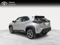 Usado Toyota Yaris Cross Plus 116 CV (85 kW) 2022 Gris / plata SUV