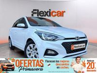 Usado Hyundai i20 75 CV (55 kW) 2019 Blanco Utilitario
