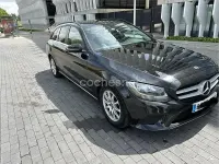 Usado Mercedes C200 150 CV (110 kW) 2019 Negro Familiar