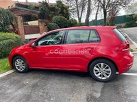 Usado VW Golf VII 115 CV (84 kW) 2019 Rojo Berlina