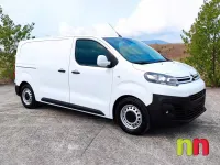 Usado Citroën Jumpy Comfort 122 CV (89 kW) 2017 Blanco Monovolumen