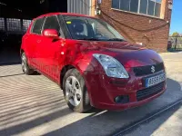 Usado Suzuki Swift GL 92 CV (67 kW) 2007 Rojo Utilitario