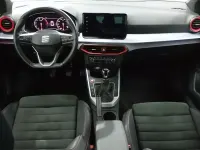 Usado Seat Arona FR 110 CV (80 kW) 2024 Blanco SUV