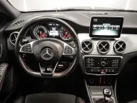 Usado Mercedes CLA250 Shooting Brake 218 CV (160 kW) 2016 Gris / plata Familiar
