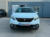 Usado Peugeot 2008 Allure 110 CV (80 kW) 2019 Blanco SUV