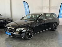 Usado Mercedes E220 194 CV (142 kW) 2018 Negro Familiar