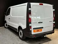 Usado Renault Trafic 145 CV (106 kW) 2022 Blanco Monovolumen