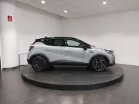 Usado Renault Captur Esprit Alpine 160 CV (117 kW) 2025 Gris / plata SUV