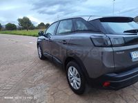 Usado Peugeot 3008 Allure 130 CV (95 kW) 2022 Gris / plata SUV