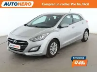Usado Hyundai i30 101 CV (74 kW) 2015 Gris Berlina