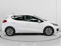 Usado Kia Ceed Plus 99 CV (72 kW) 2018 Blanco Utilitario
