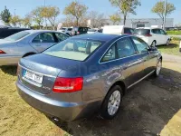 Usado Audi A6 140 CV (102 kW) 2006 Gris / plata Berlina