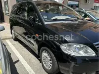 Usado SsangYong Rodius 165 CV (121 kW) 2009 Negro Monovolumen