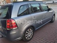 Usado Opel Zafira Cosmo 120 CV (88 kW) 2006 Gris / plata Monovolumen