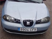 Usado Seat Ibiza Stella 64 CV (47 kW) 2003 Azul Berlina