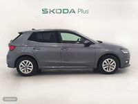 Usado Skoda Fabia Selection 95 CV (69 kW) 2025 Gris / plateado Berlina