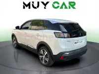 Usado Peugeot 3008 Allure 130 CV (95 kW) 2022 Blanco SUV